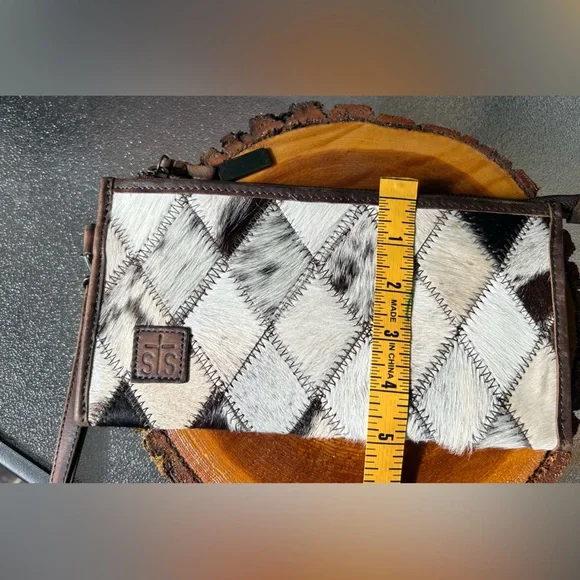 STS Ranchwear Black, Brown and White Patchwork Leather Holder - Picture 9 of 9